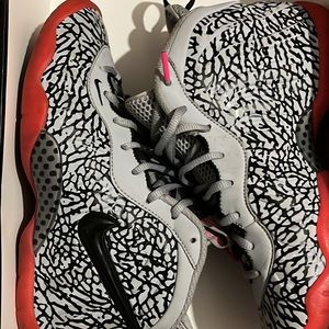 Elephant Print Foamposites size 6.5 (gs)